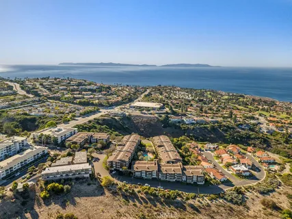 $589,000 | 6542 Ocean Crest Drive, Unit C212, Rancho Palos Verdes, CA 90275