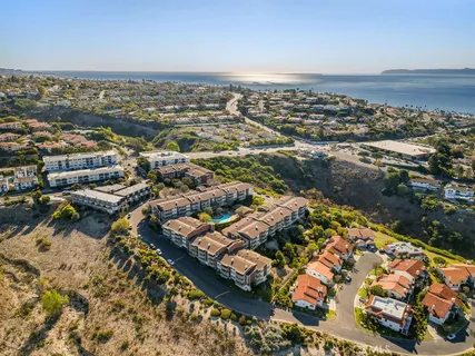 $589,000 | 6542 Ocean Crest Drive, Unit C212, Rancho Palos Verdes, CA 90275