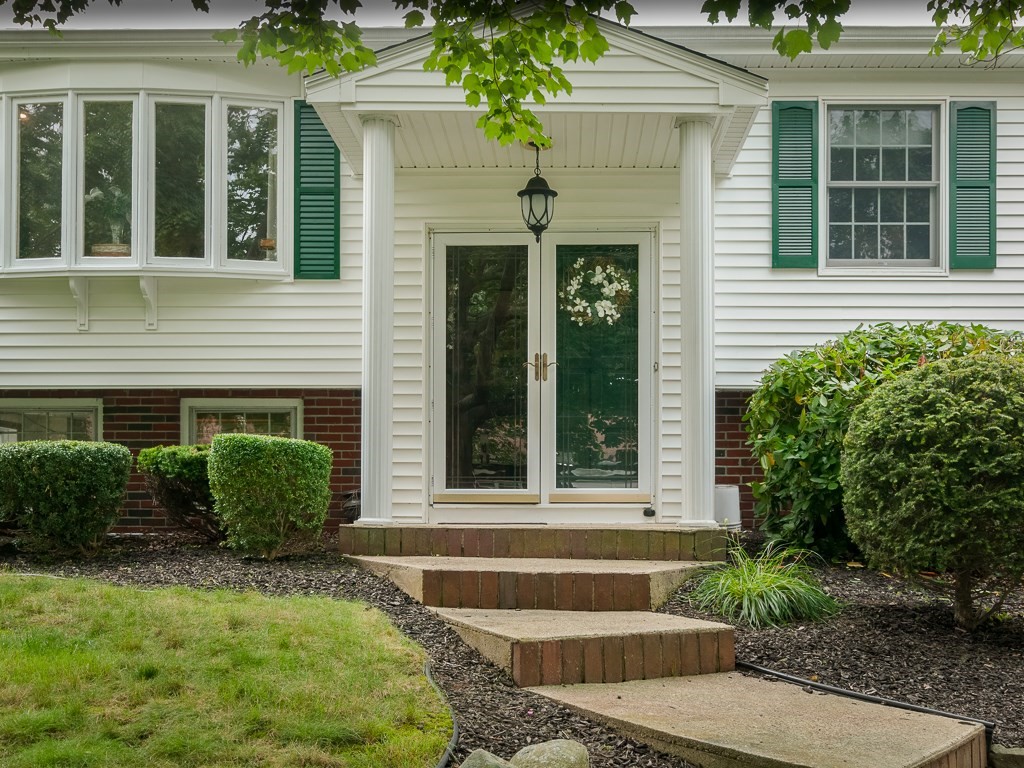 131 Burgess Road Somerset, MA 02726 - Photo 1 of 42 Gallery Image 1
