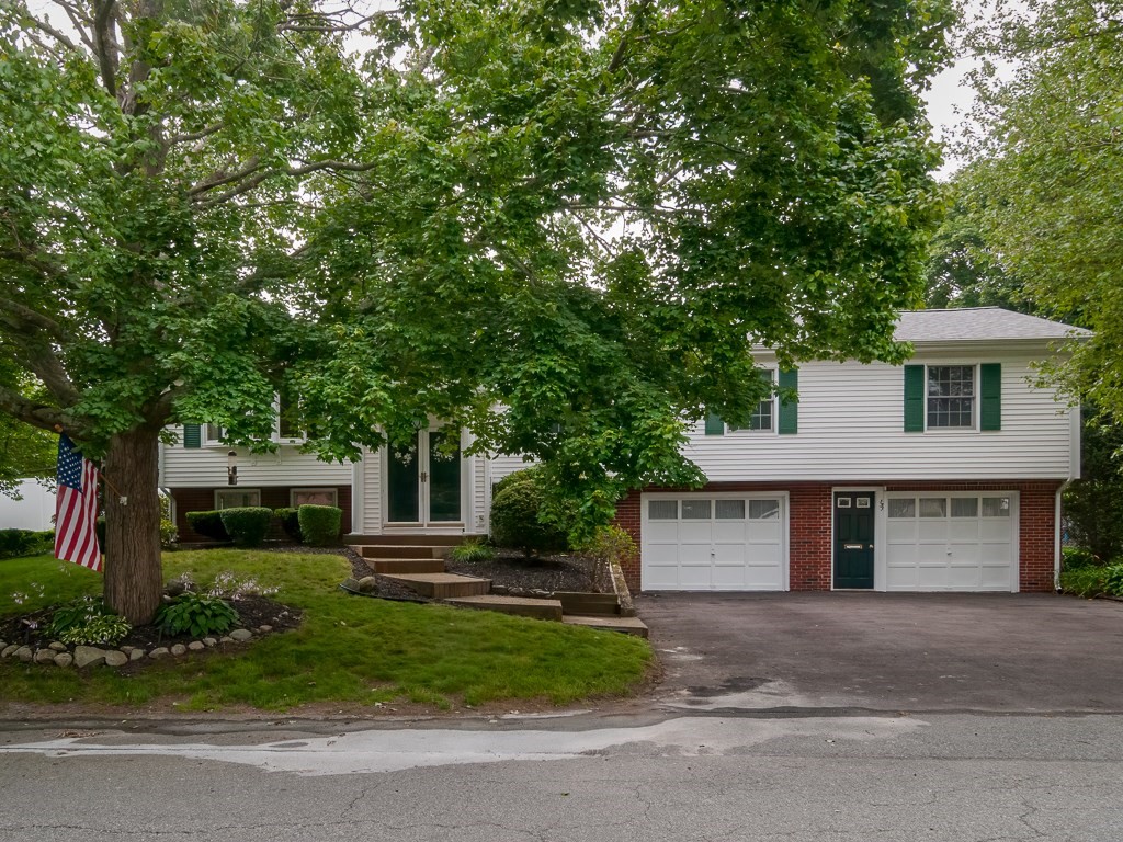 131 Burgess Road Somerset, MA 02726 - Photo 7 of 42 Gallery Image 7