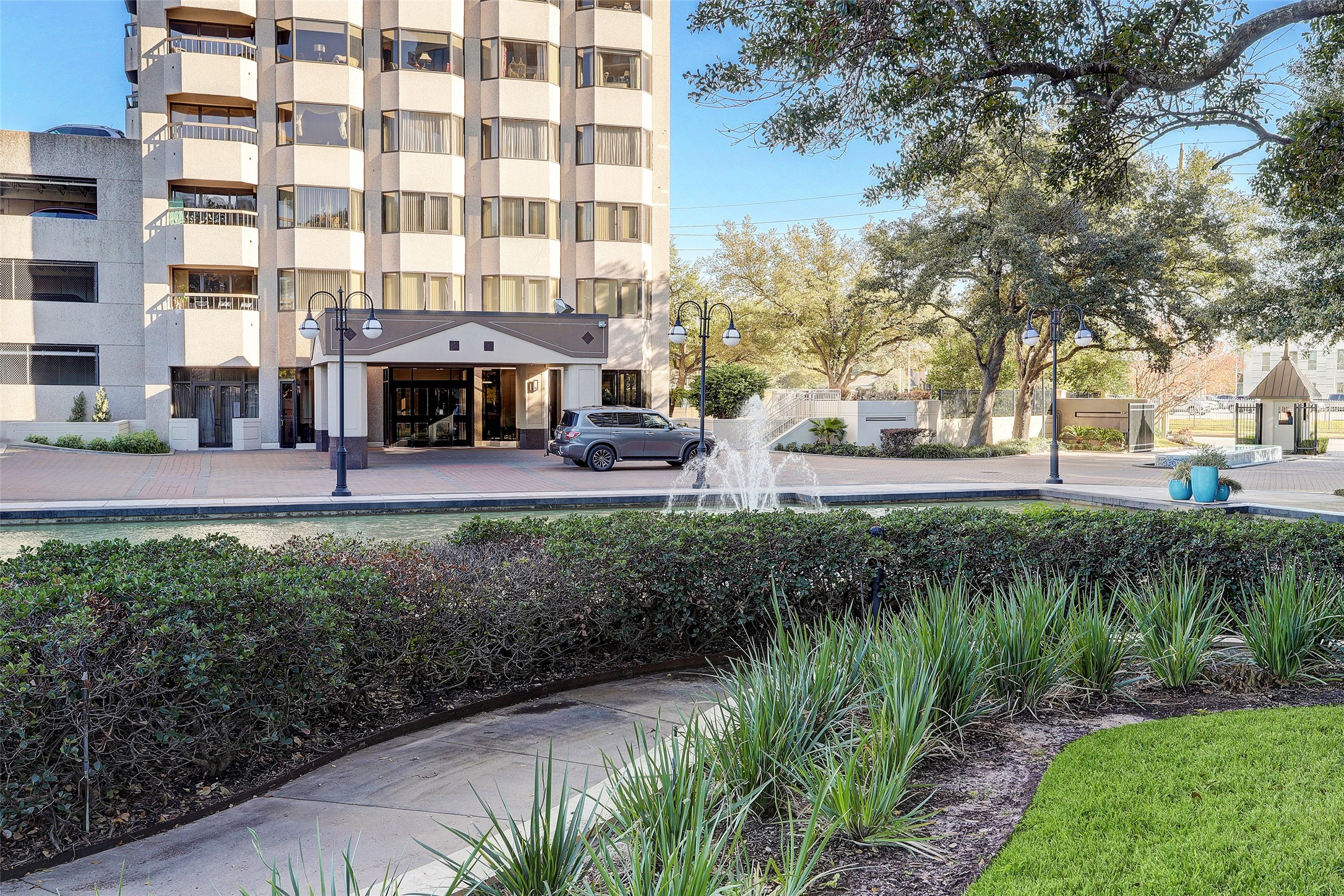 2001 Holcombe Boulevard, Unit 504 Houston, TX 77030 - Photo 32 of 38 Exterior view of the main entrance at The Spires.