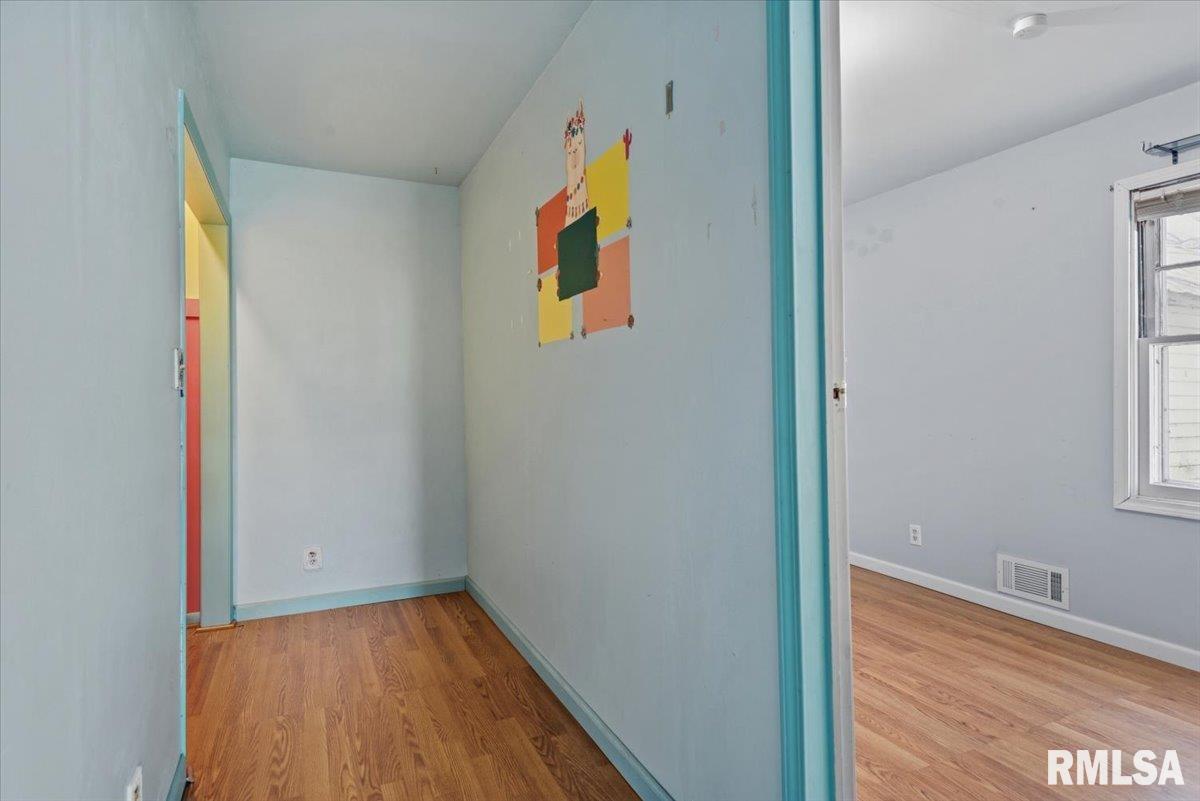 1905 North 21st Street Springfield, IL 62702 - Photo 12 of 24