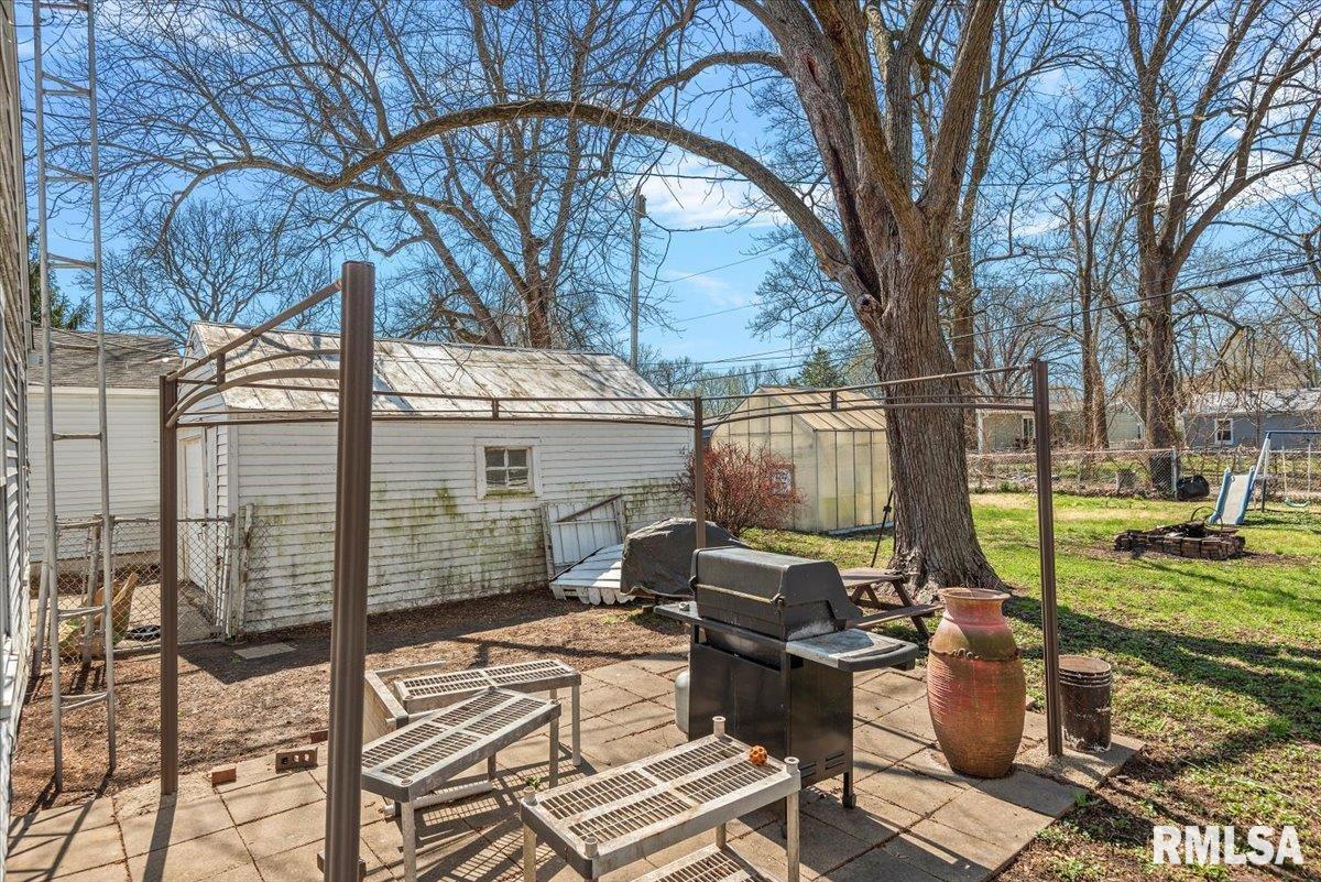 1905 North 21st Street Springfield, IL 62702 - Photo 19 of 24