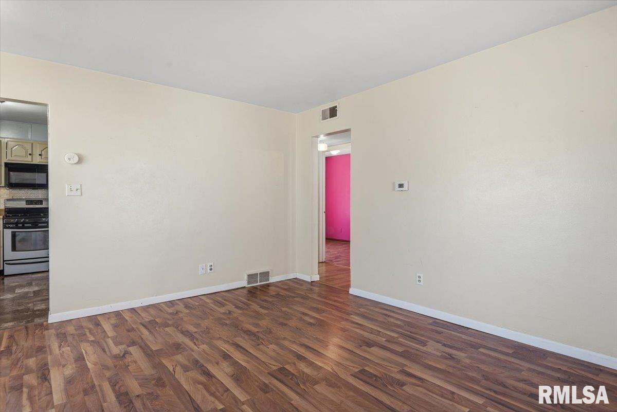 1905 North 21st Street Springfield, IL 62702 - Photo 2 of 24