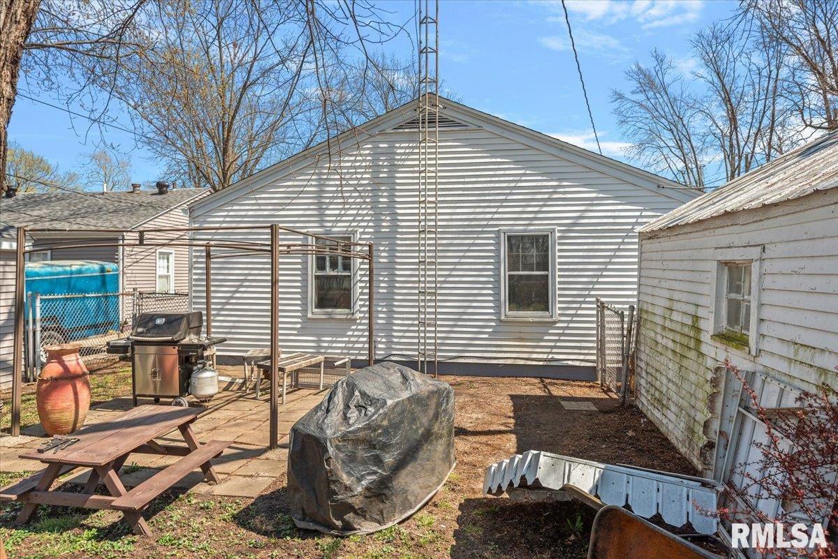 1905 North 21st Street Springfield, IL 62702 - Photo 21 of 24