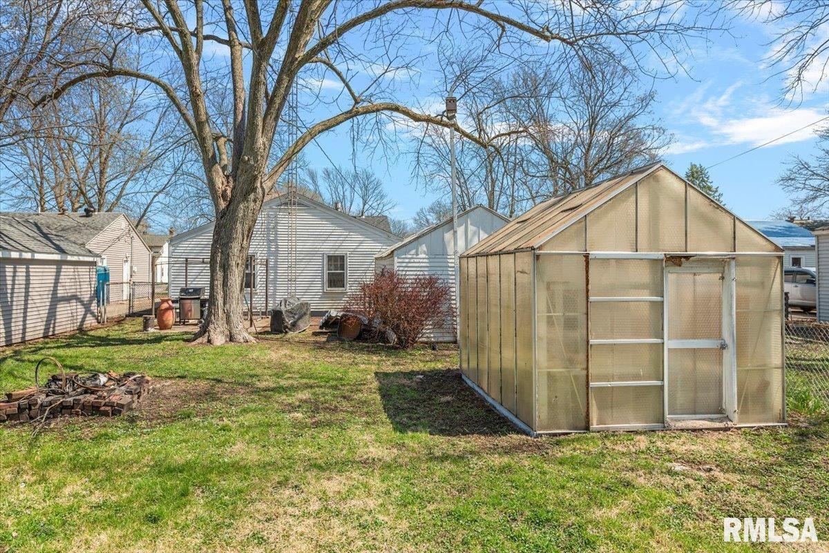 1905 North 21st Street Springfield, IL 62702 - Photo 23 of 24