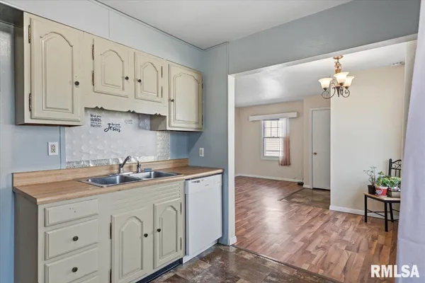 $114,900 | 1905 North 21st Street, Springfield, IL 62702