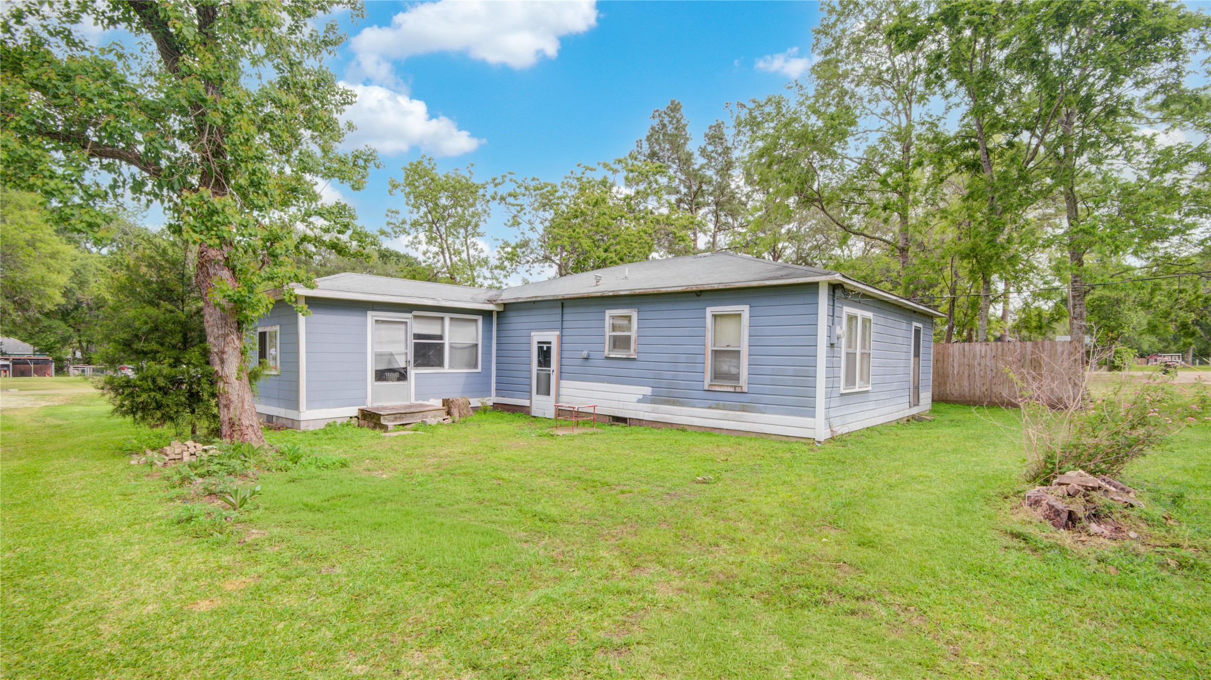 3514 Commerce Street Damon, TX 77430 - Photo 24 of 25