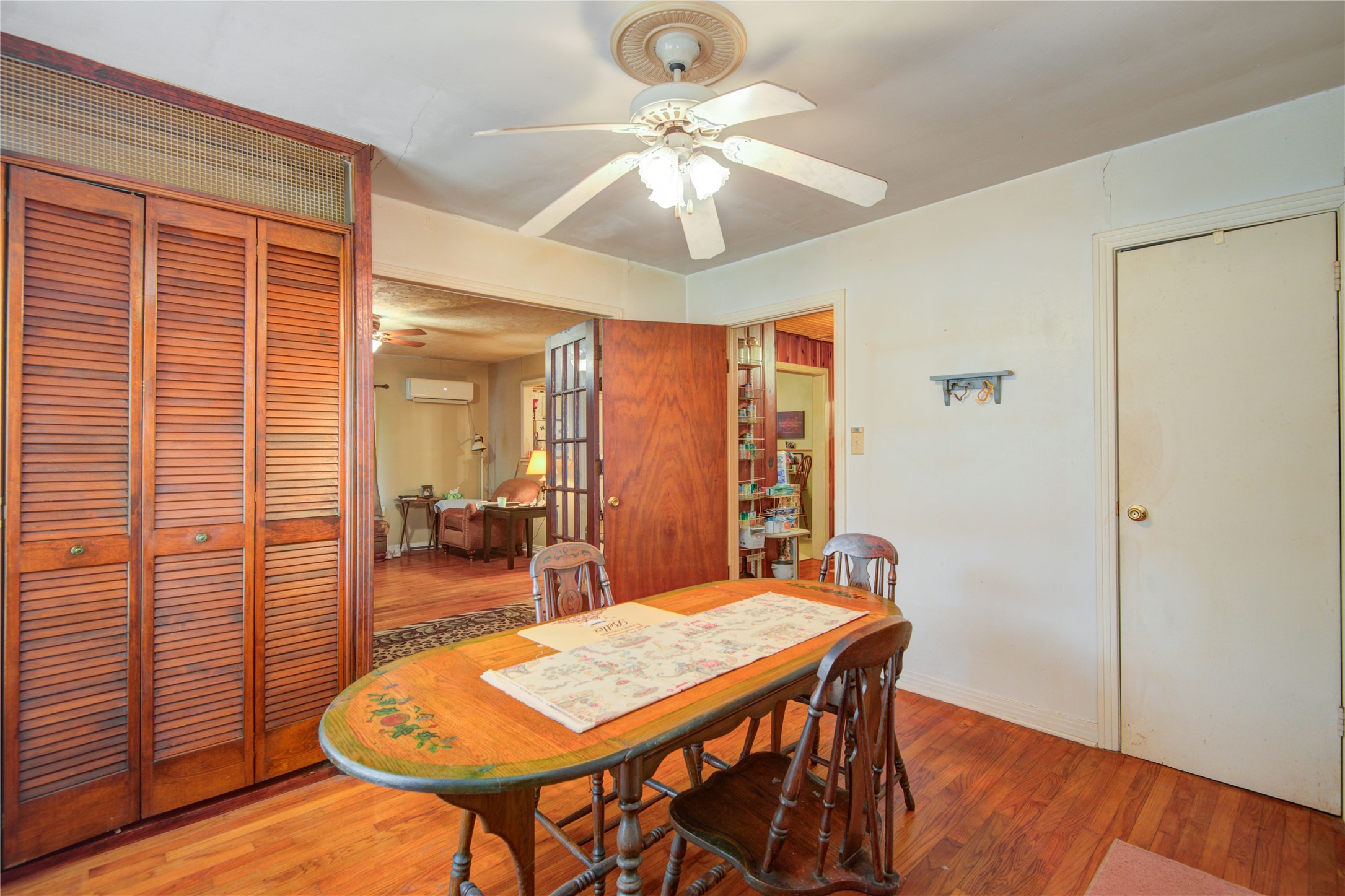 3514 Commerce Street Damon, TX 77430 - Photo 6 of 25