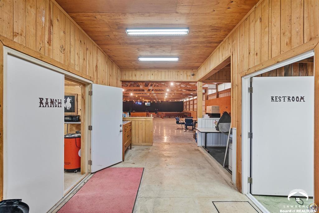 9736 West Lake Road Ozawkie, KS 66070 - Photo 19 of 93