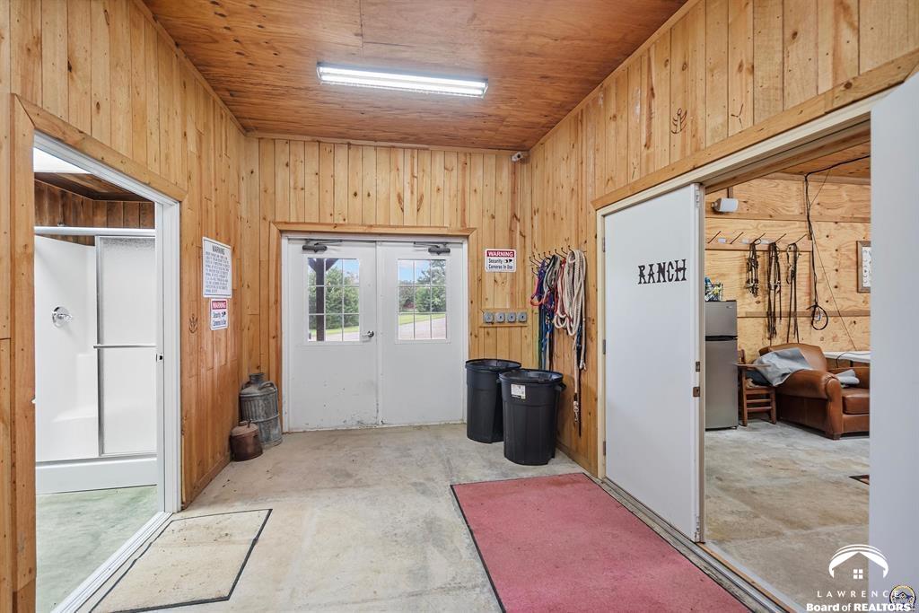 9736 West Lake Road Ozawkie, KS 66070 - Photo 20 of 93