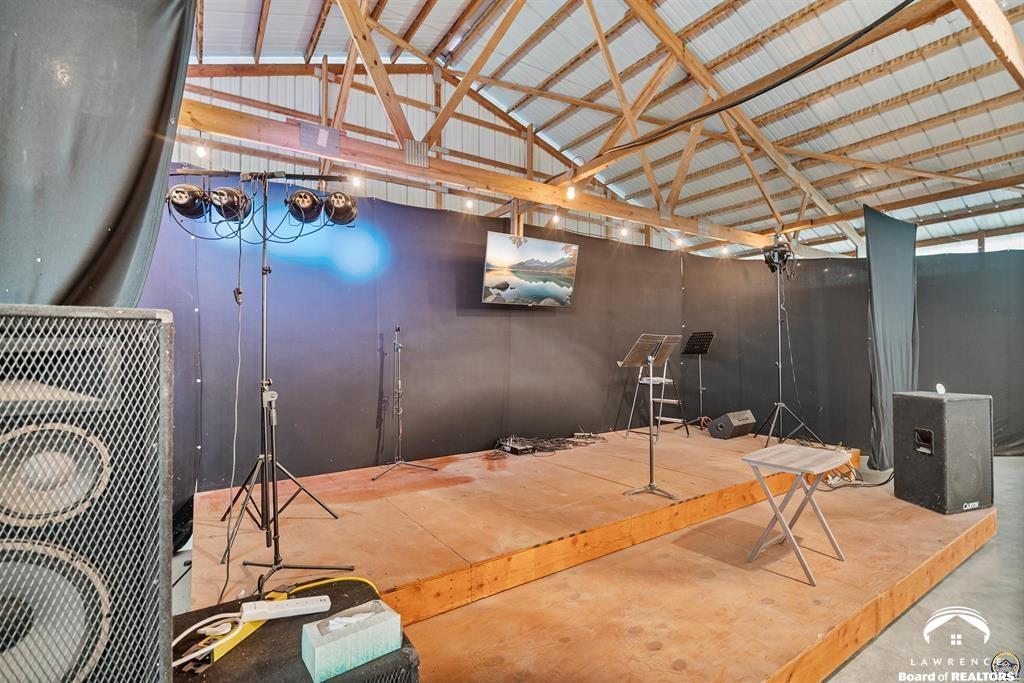 9736 West Lake Road Ozawkie, KS 66070 - Photo 28 of 93