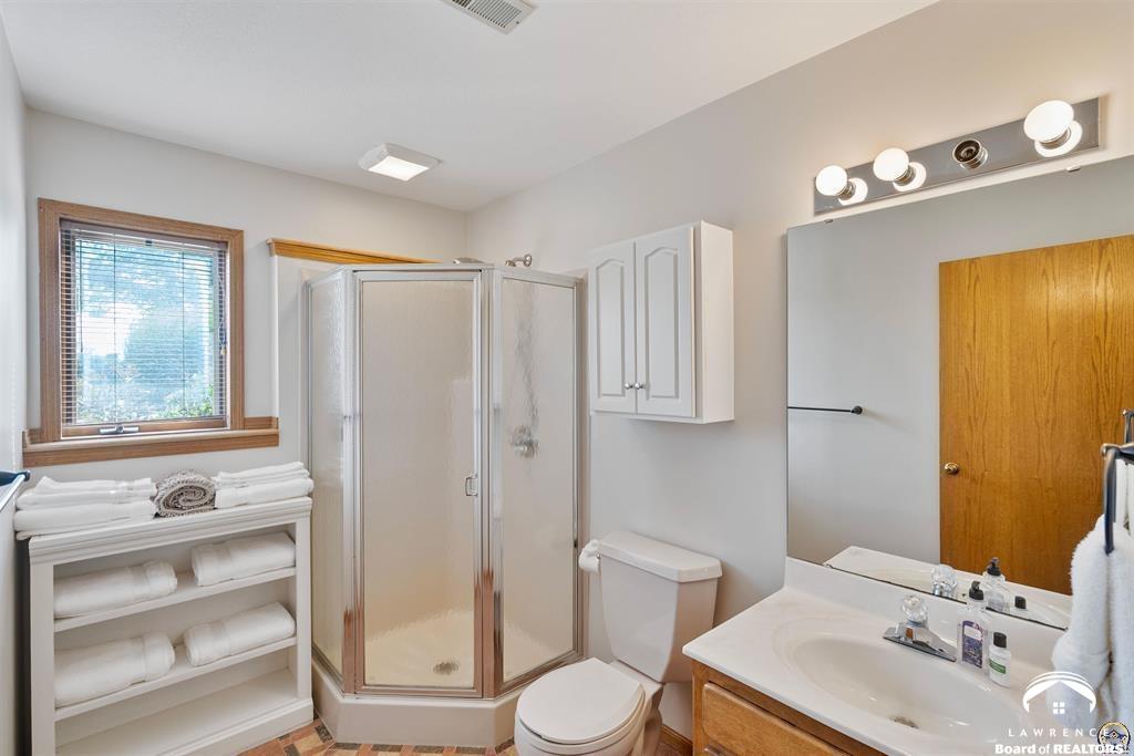 9736 West Lake Road Ozawkie, KS 66070 - Photo 45 of 93