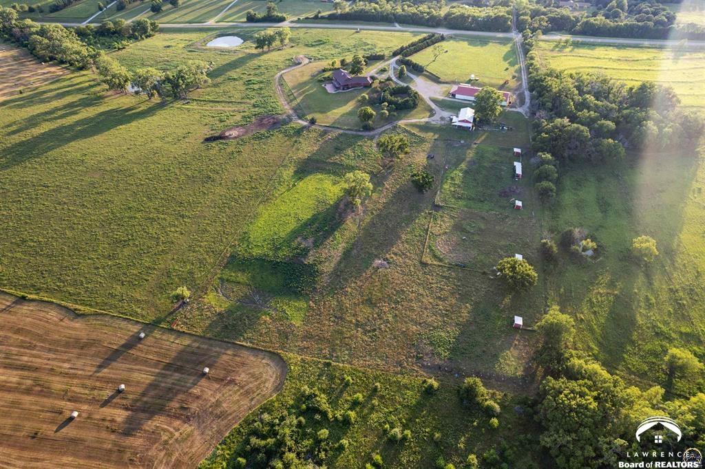 9736 West Lake Road Ozawkie, KS 66070 - Photo 7 of 93