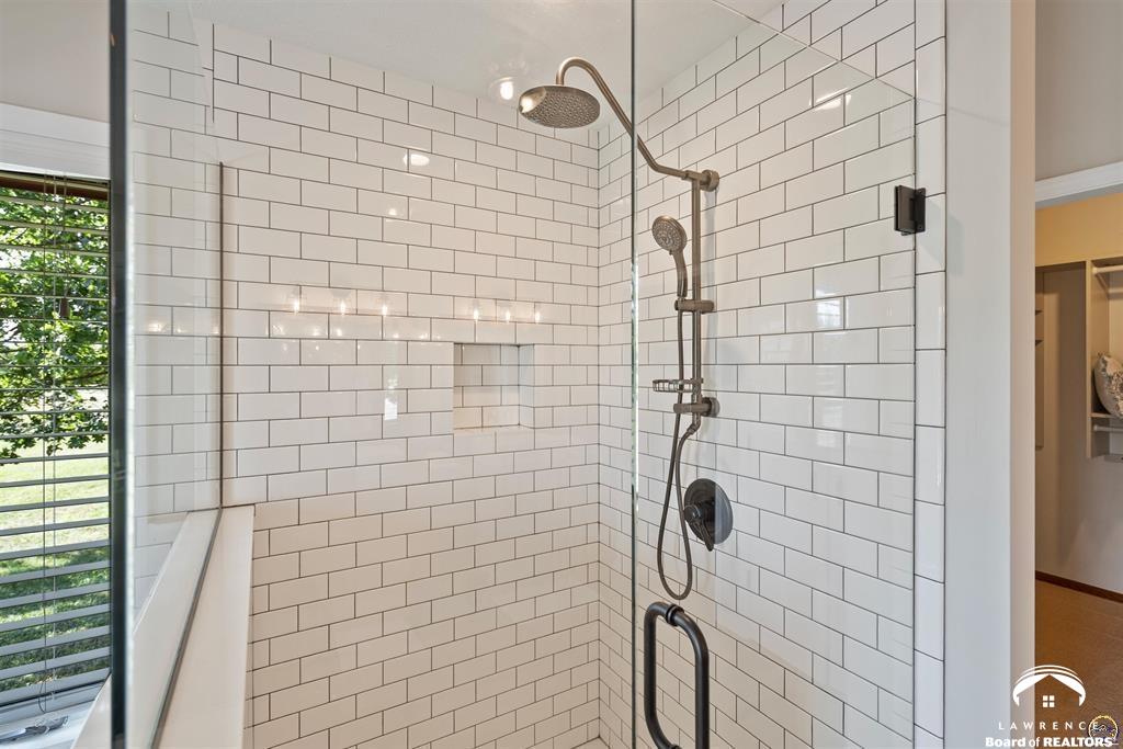 9736 West Lake Road Ozawkie, KS 66070 - Photo 75 of 93