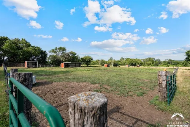 $840,000 | 9736 West Lake Road, Ozawkie, KS 66070