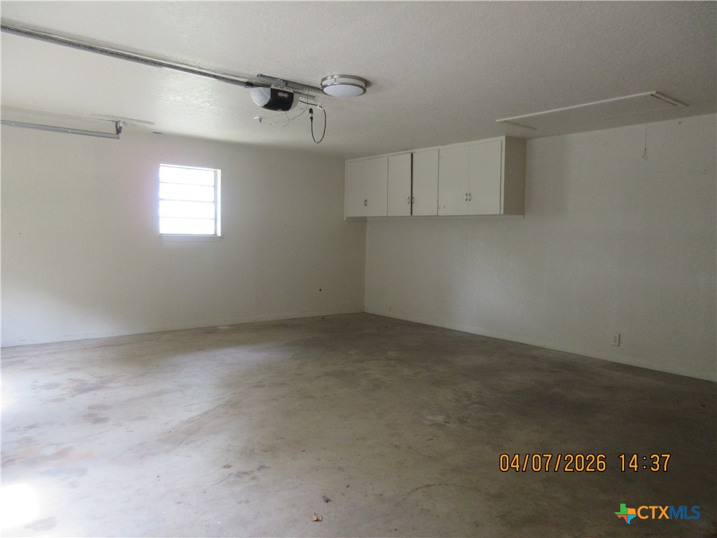 506 East Loop 121 Belton, TX 76513 - Photo 22 of 29 a view of an empty room