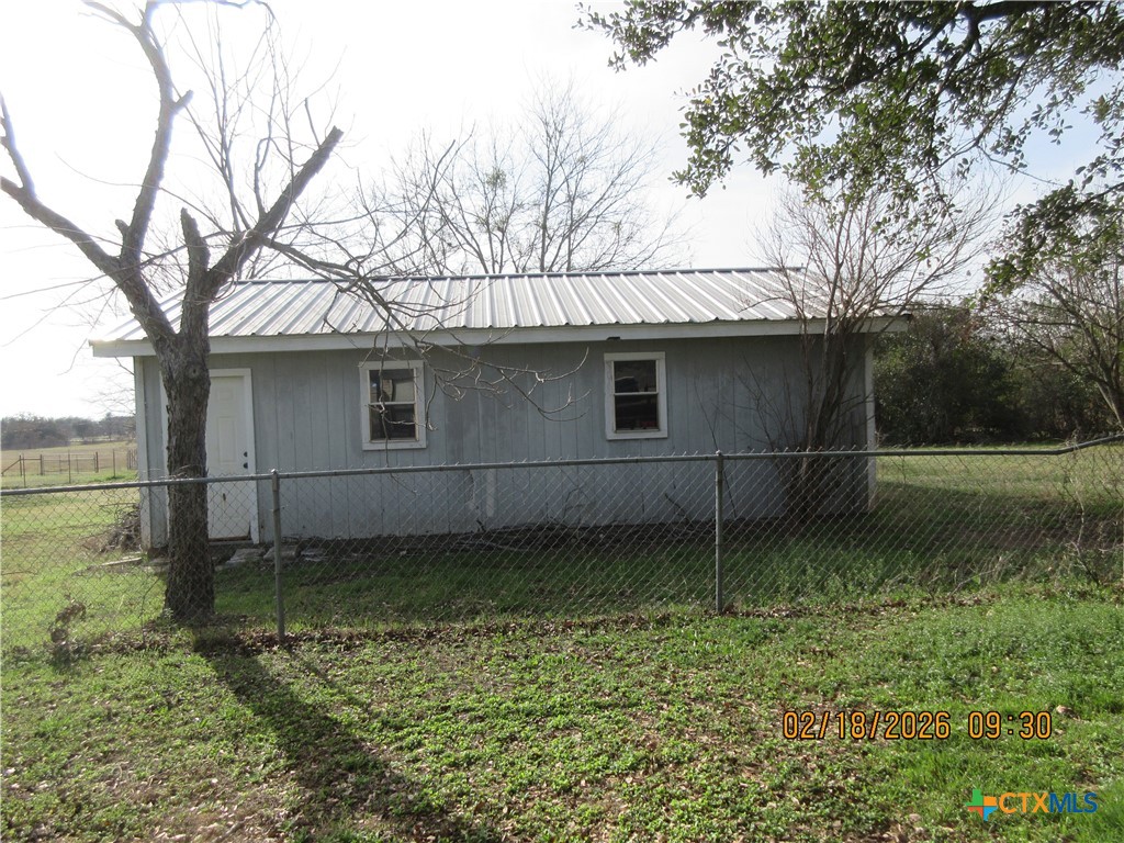 506 East Loop 121 Belton, TX 76513 - Photo 25 of 29 a backyard of a house with lots of green space