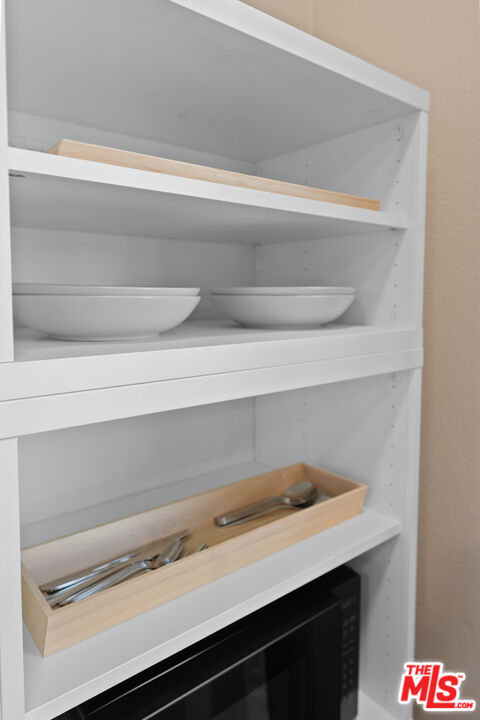 630 West 28th Street, Unit 4 Los Angeles, CA 90007 - Photo 27 of 33 a close view of closet