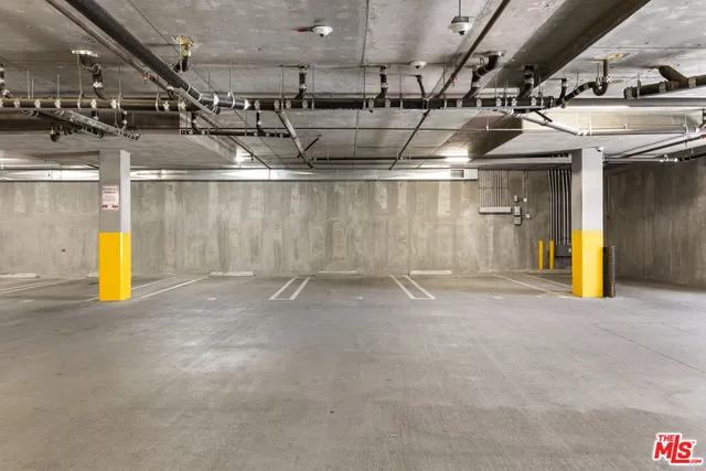 $4,100 | 630 West 28th Street, Unit 1, Los Angeles, CA 90007