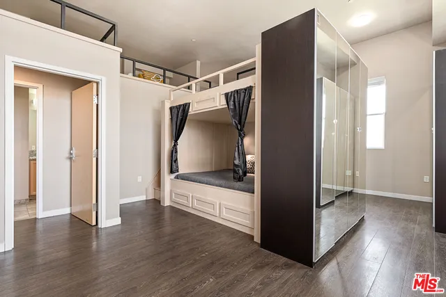 $4,100 | 630 West 28th Street, Unit 1, Los Angeles, CA 90007