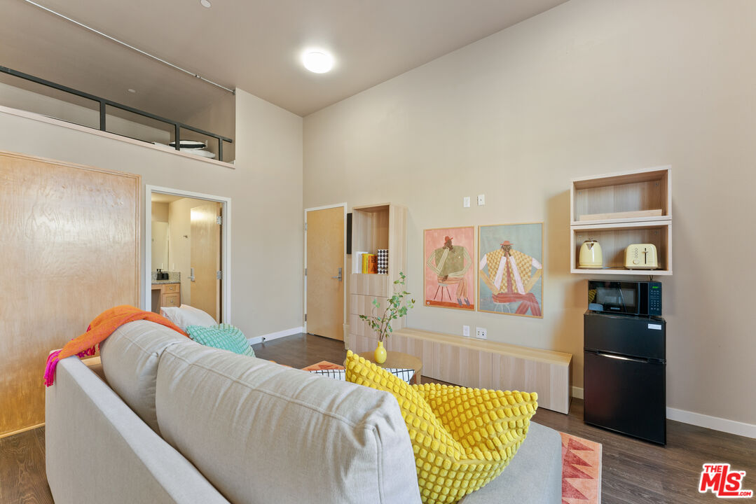 630 West 28th Street, Unit 4 Los Angeles, CA 90007 - Photo 6 of 33