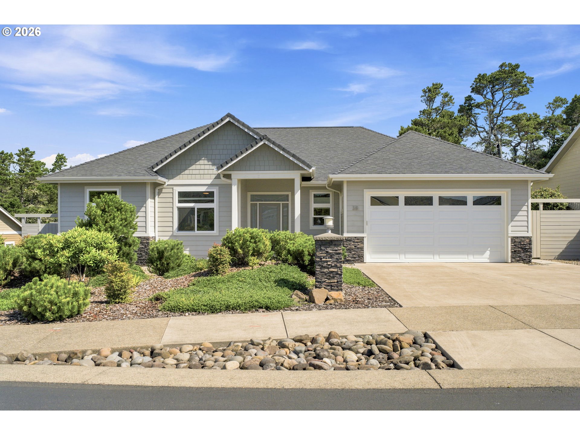38 Fawn View Lane Florence, OR 97439 - Photo 1 of 46