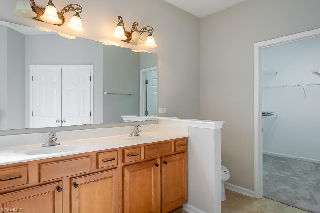 704 Spinning Wheel Point High Point, NC 27265 - Photo 22 of 30 Gallery Image 22