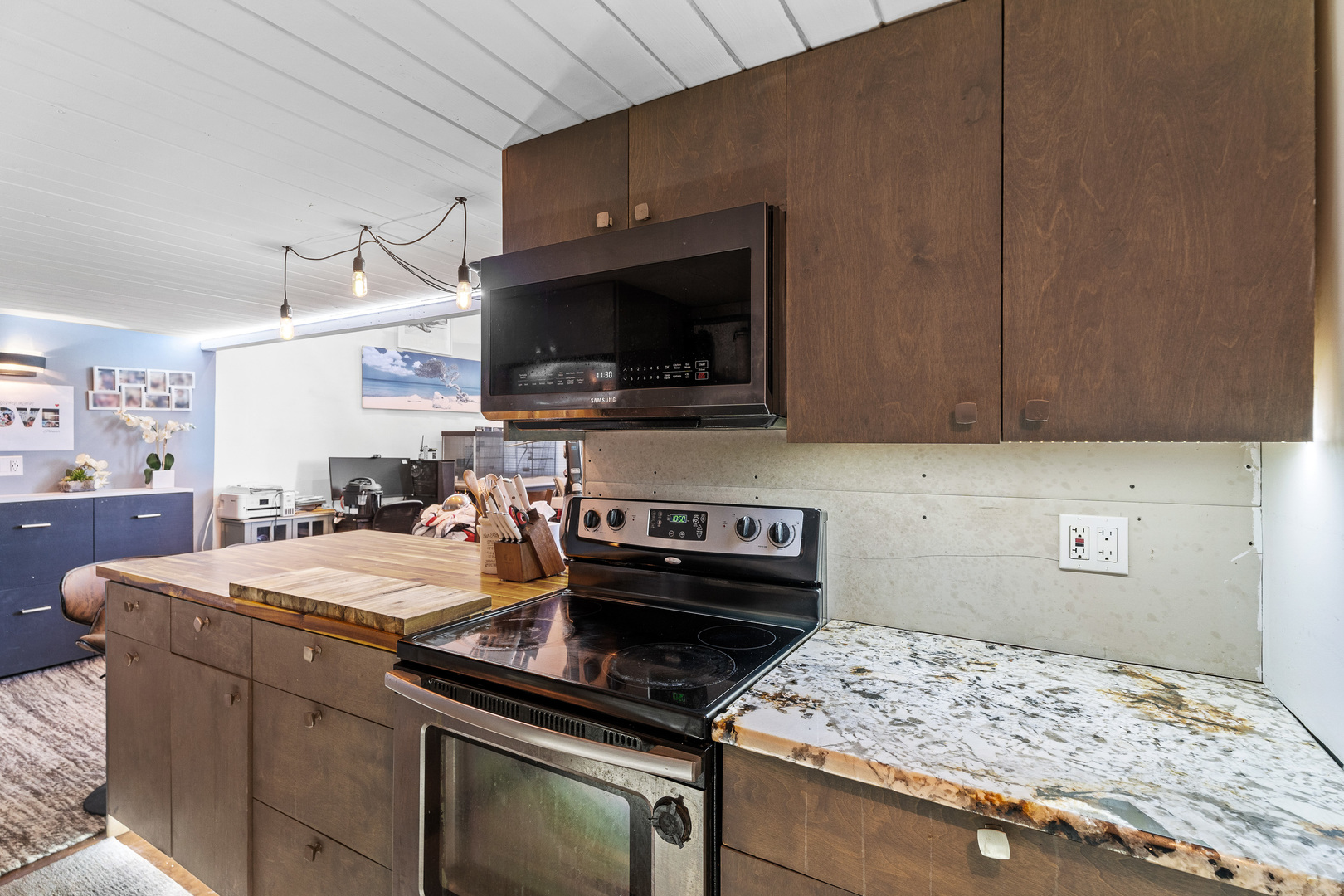 40 North Tower Road, Unit 1E Oak Brook, IL 60523 - Photo 9 of 17 Gallery Image 9