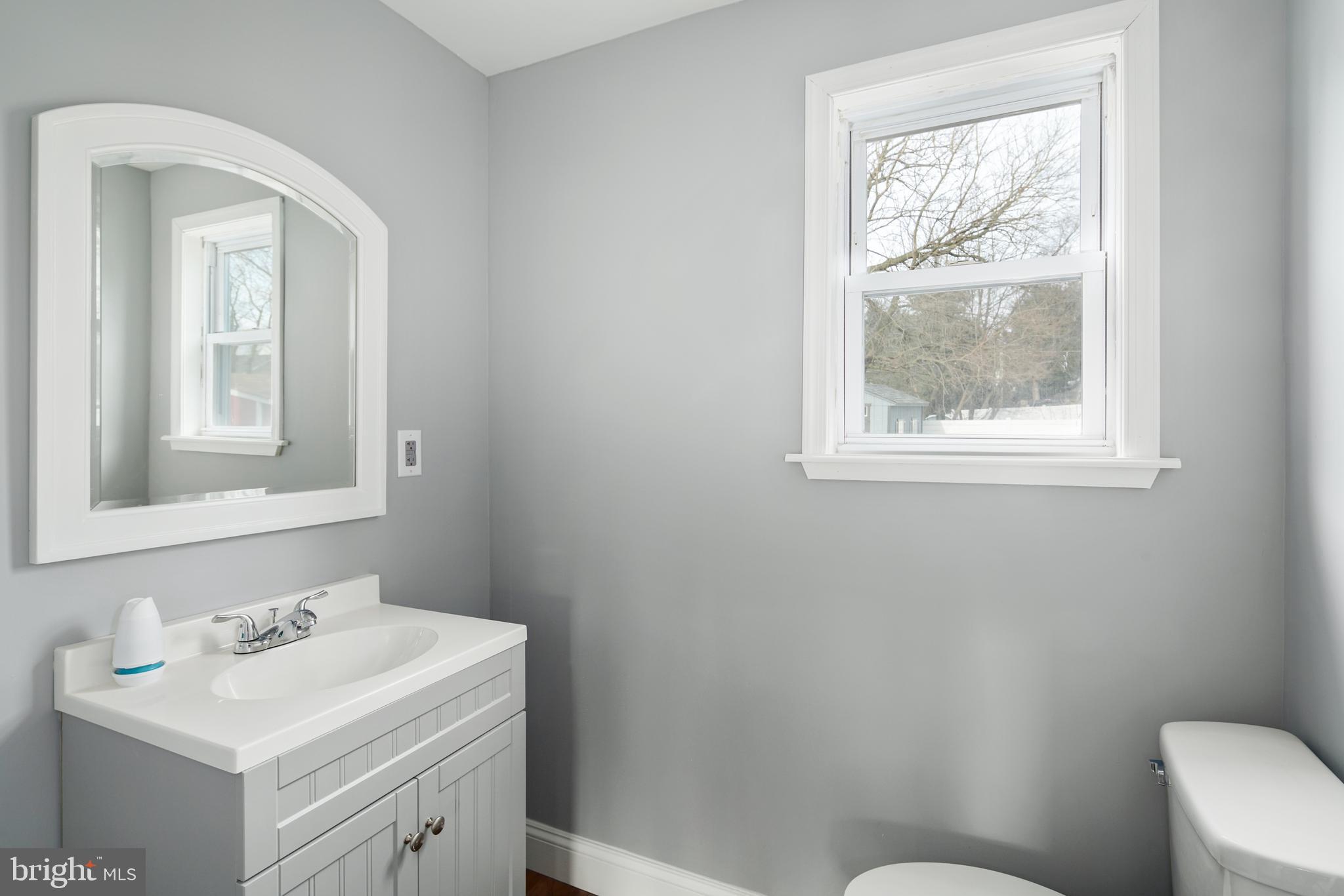 14 Harding Avenue Runnemede, NJ 08078 - Photo 13 of 28 Half Bathroom