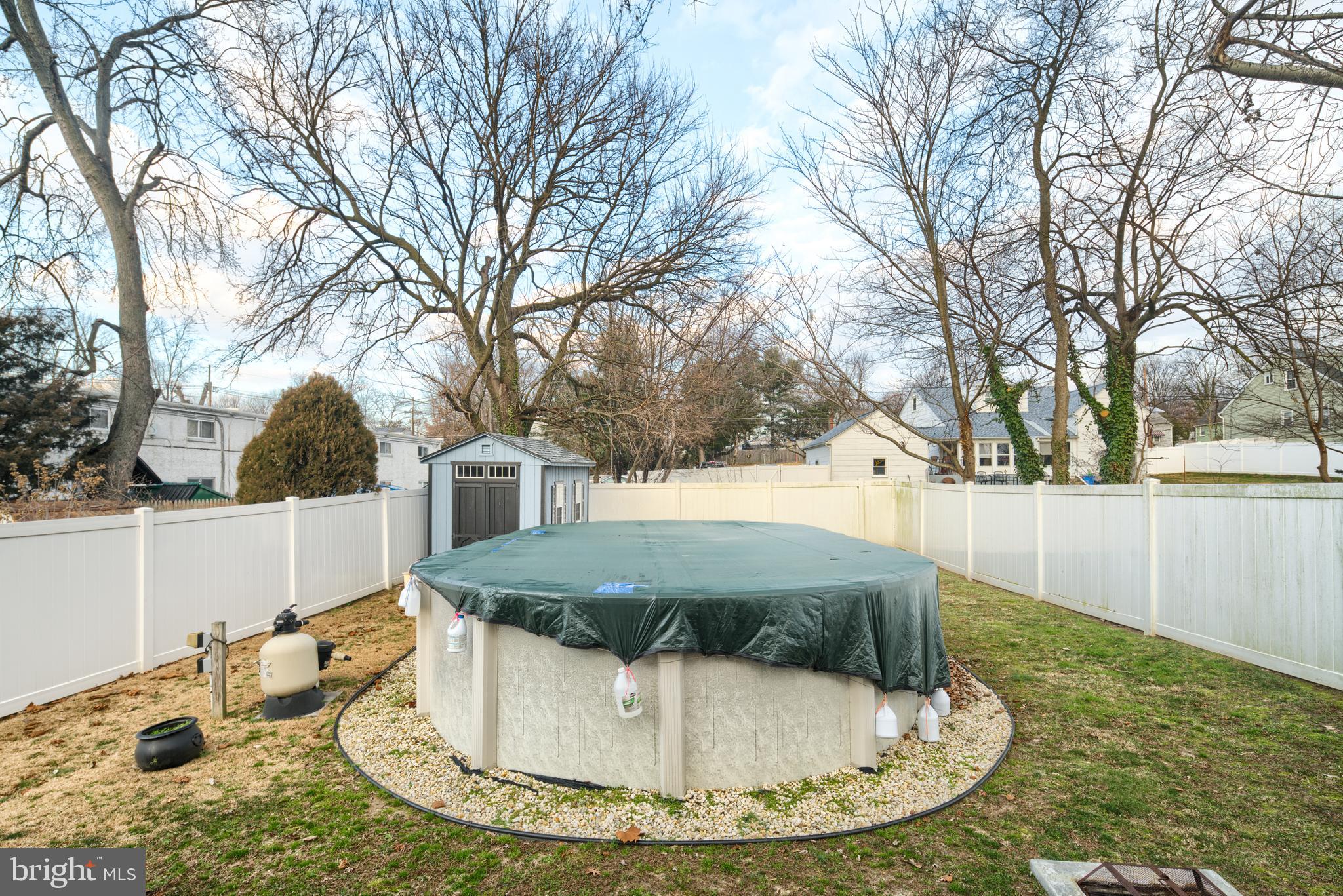 14 Harding Avenue Runnemede, NJ 08078 - Photo 27 of 28 Personal Pool