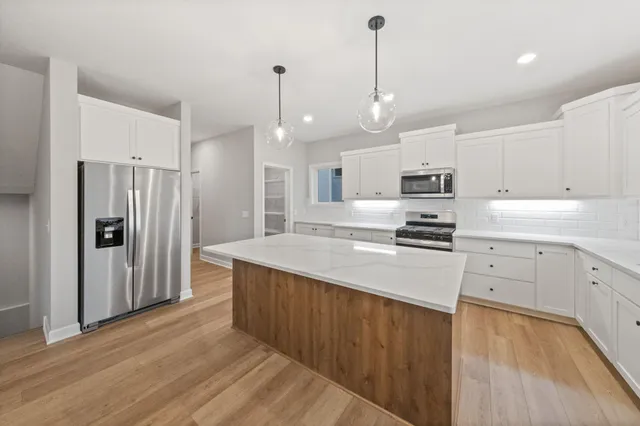 $656,955 | 7080 183rd Street West, Lakeville, MN 55044