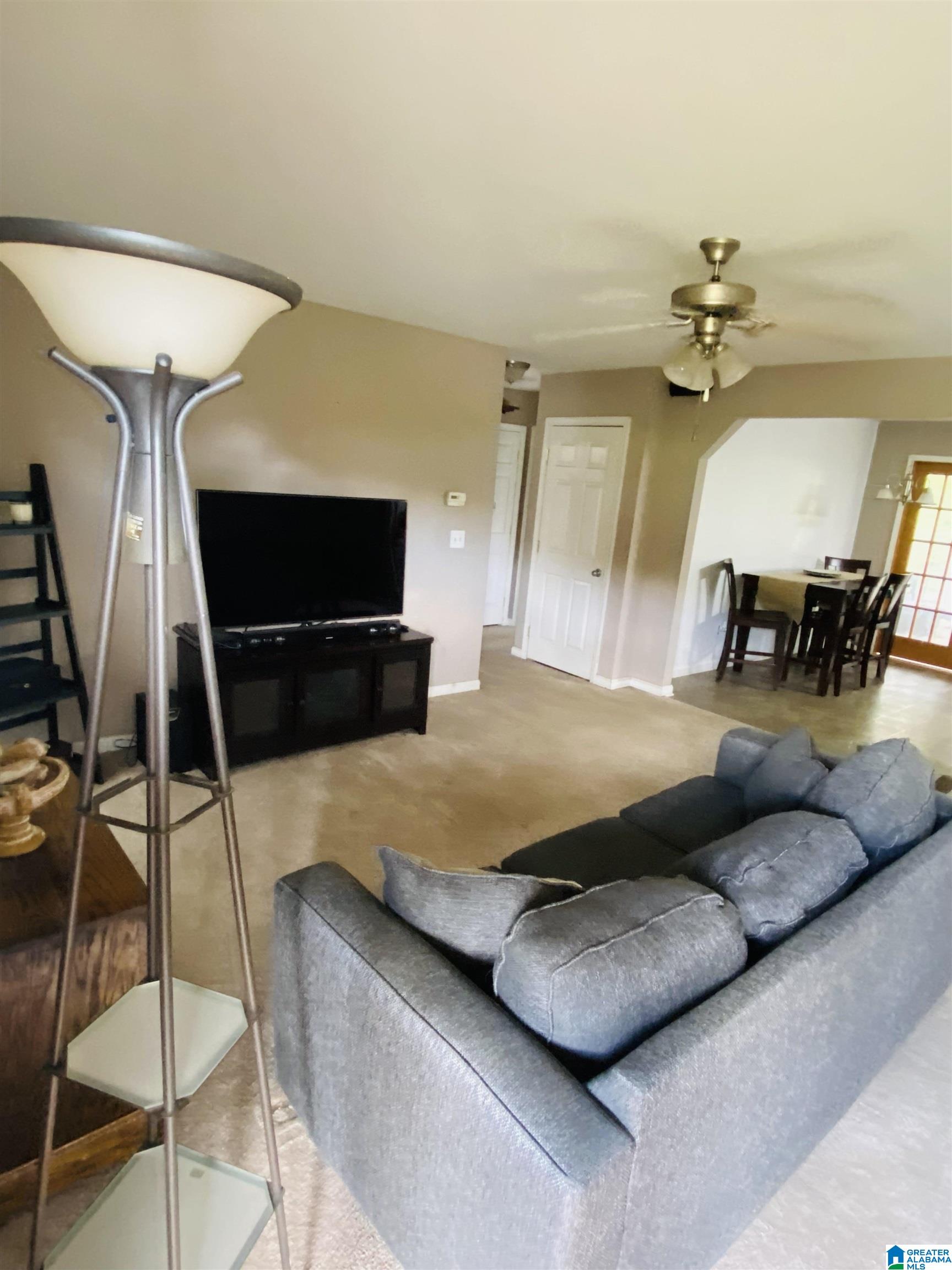 678 South Hillcrest Road Odenville, AL 35120 - Photo 2 of 22
