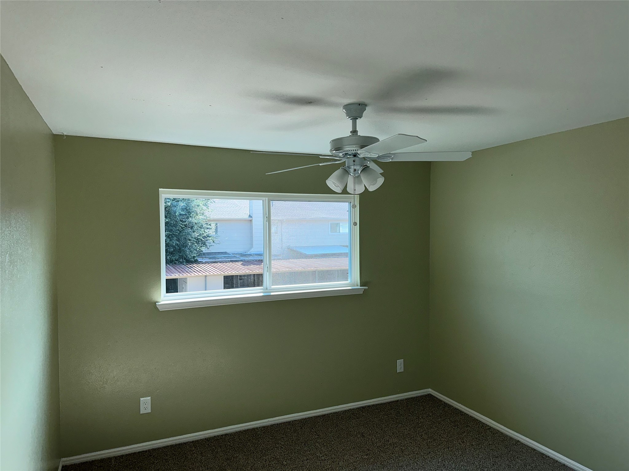 14663 Perthshire Road, Unit 14663 Houston, TX 77079 - Photo 19 of 35 an empty room with a window