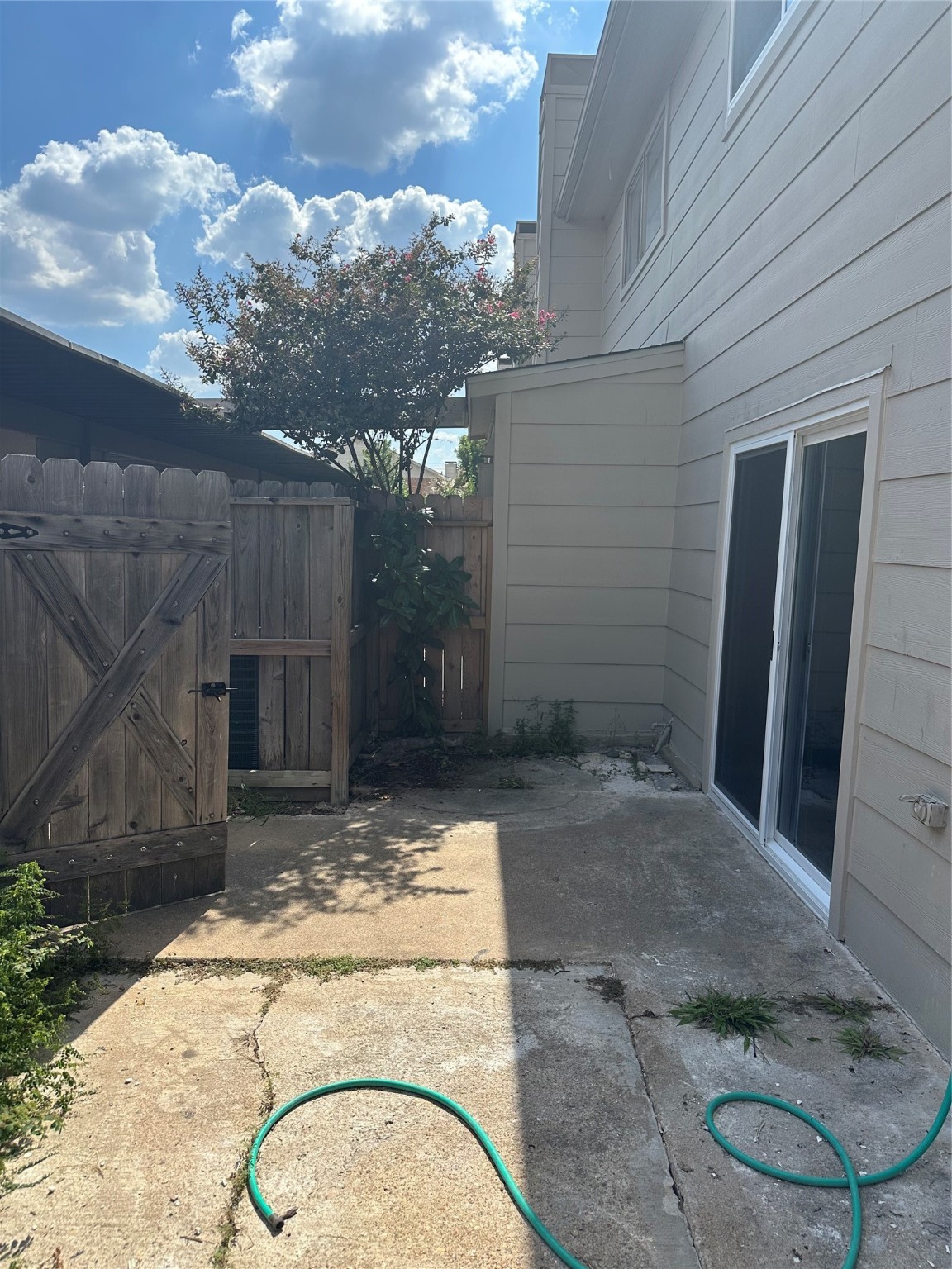 14663 Perthshire Road, Unit 14663 Houston, TX 77079 - Photo 32 of 35 a view of outdoor space and yard