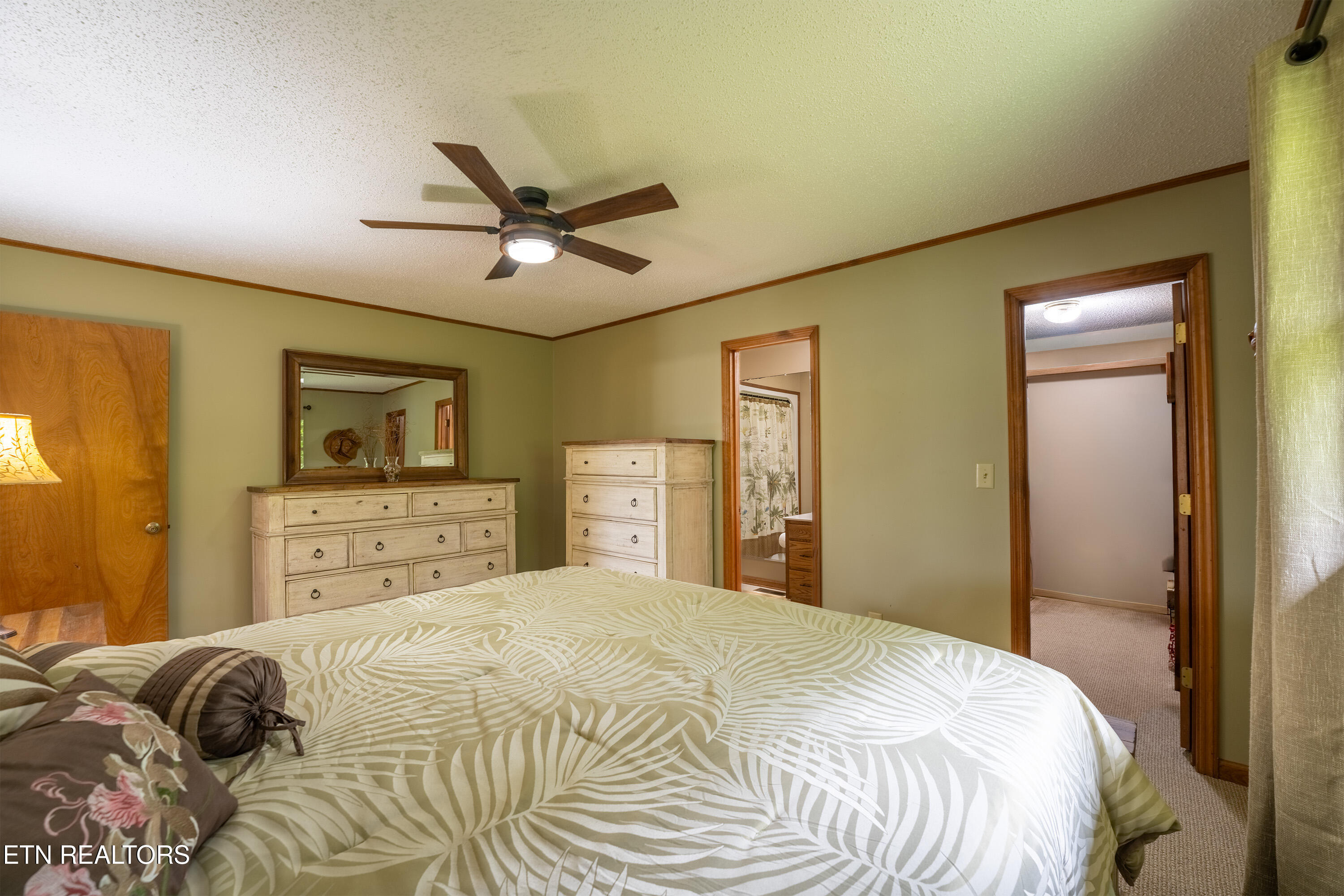 326 Chamberlain Cove Road Kingston, TN 37763 - Photo 20 of 49 24