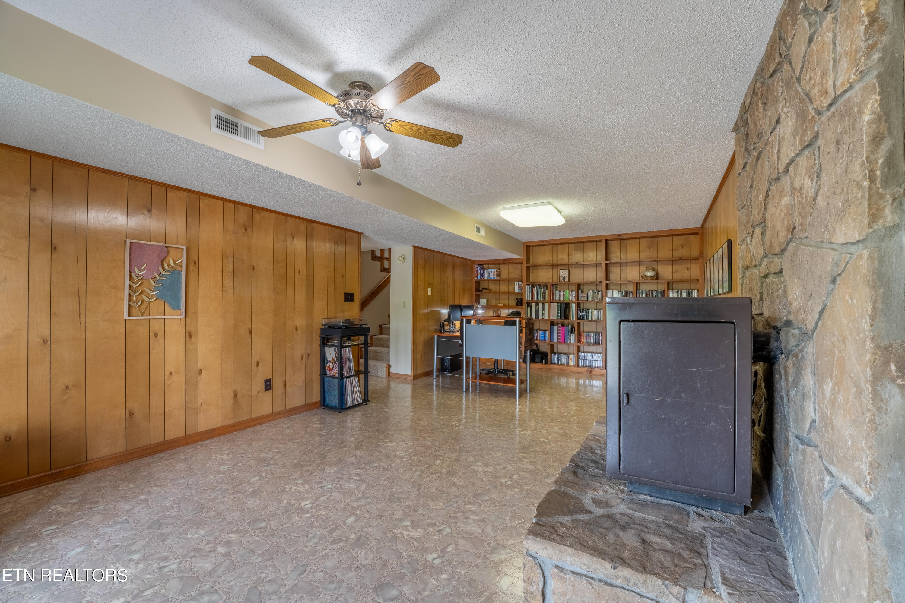 326 Chamberlain Cove Road Kingston, TN 37763 - Photo 25 of 49 31