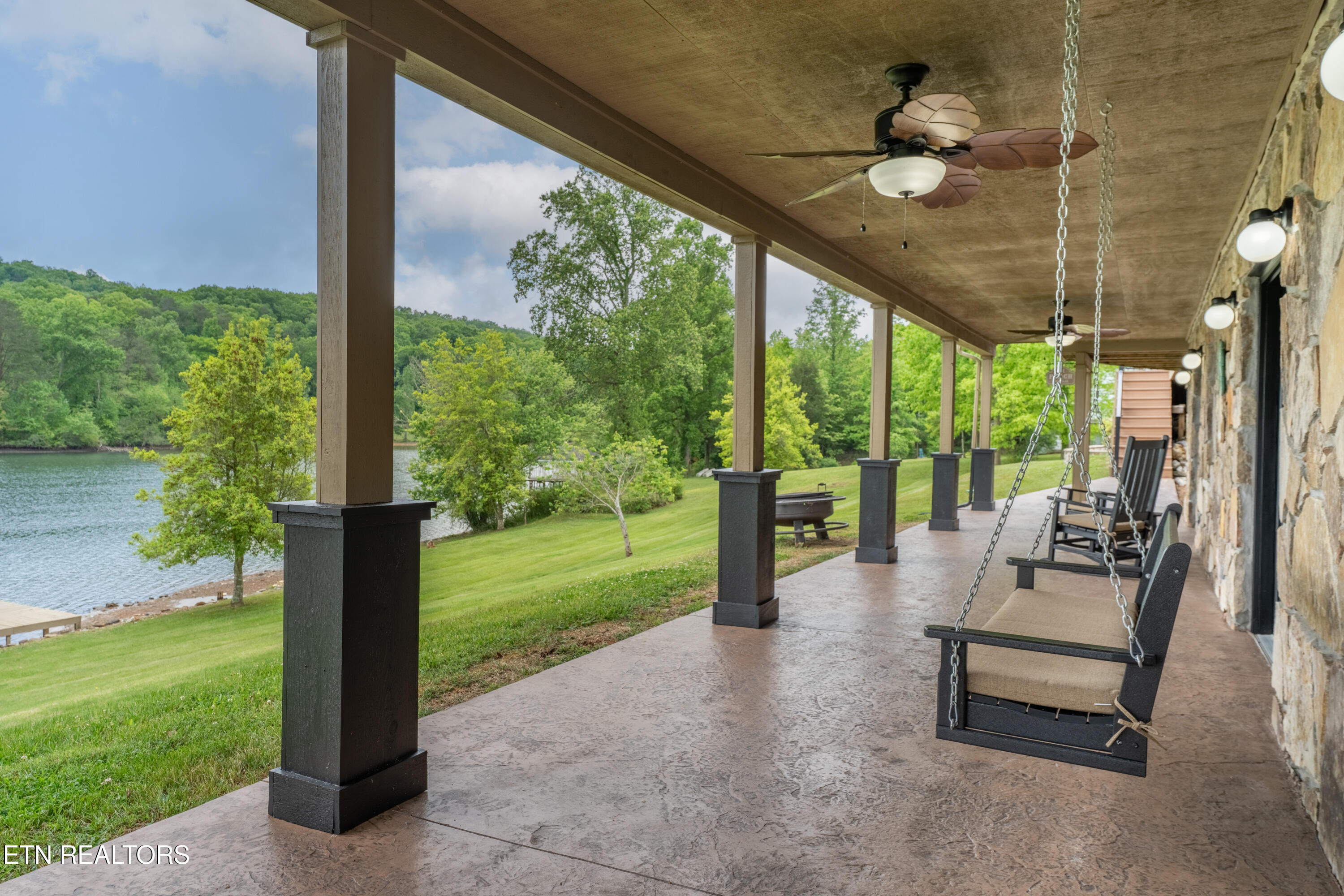 326 Chamberlain Cove Road Kingston, TN 37763 - Photo 33 of 49 48