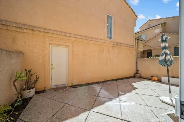 a view of a entryway