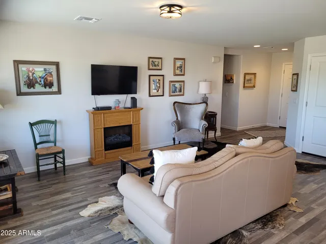 $3,000 | 70 West Monte Cristo Drive, Wickenburg, AZ 85390