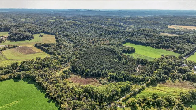 $720,000 | W15971 Cedar Road, Springfield, WI 54659