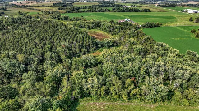 $720,000 | W15971 Cedar Road, Springfield, WI 54659