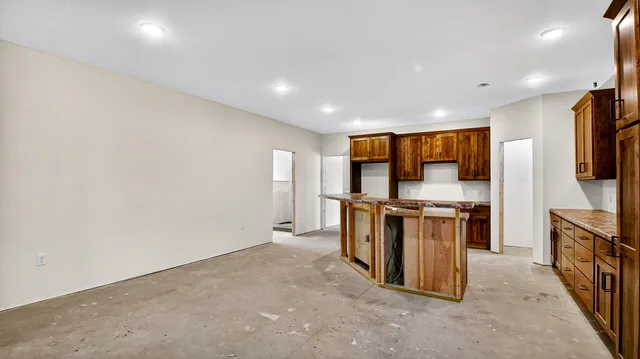 $720,000 | W15971 Cedar Road, Springfield, WI 54659