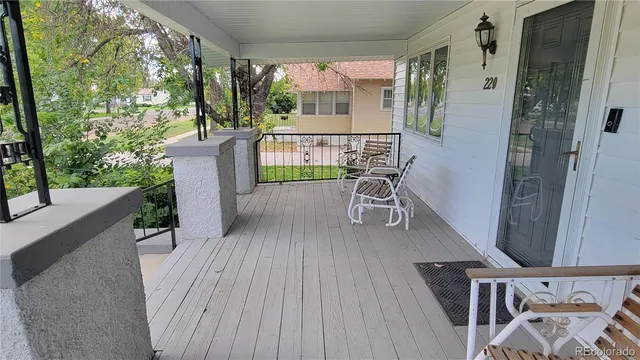 $225,000 | 220 East 5th Street, Julesburg, CO 80737