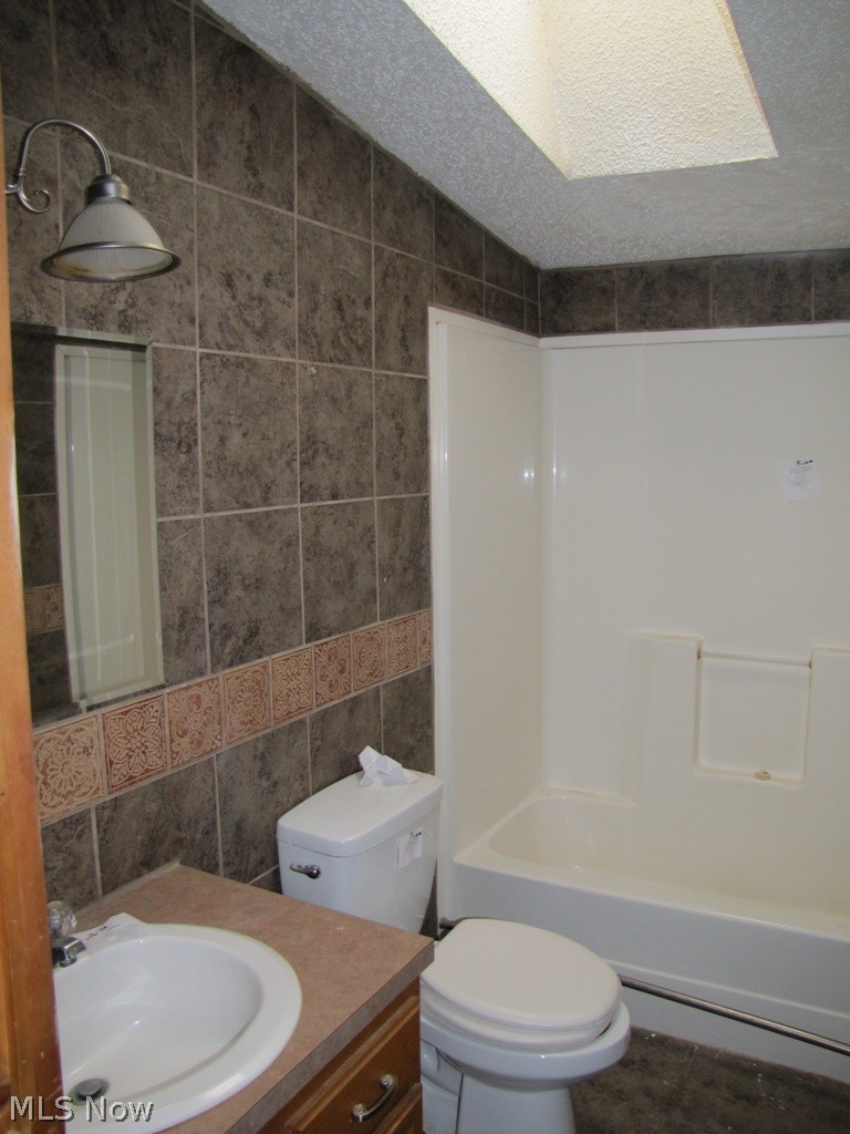 7730 Kennard Road Lodi, OH 44254 - Photo 10 of 15 full bath