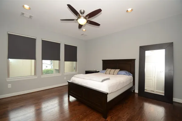 $2,575 | 2211 Hutchins Street, Houston, TX 77003