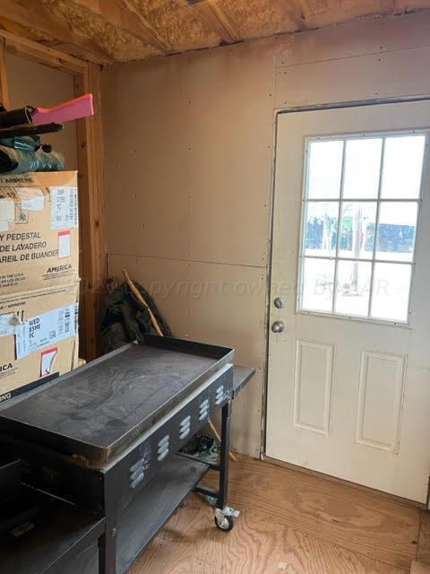18 Catfish Street Memphis, TX 79245 - Photo 25 of 50 utility room