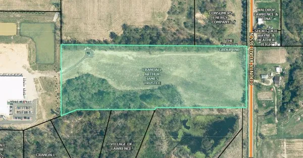 $335,000 | South Paw Paw Street, Lawrence, MI 49064