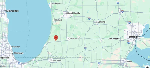 $335,000 | South Paw Paw Street, Lawrence, MI 49064