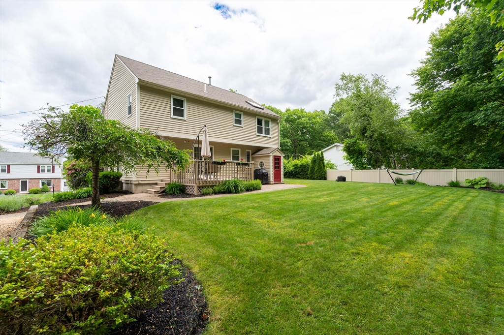 11 Emerson Road Nashua, NH 03062 - Photo 32 of 35 a front view of house with yard and green space